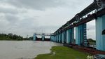Hati-hati! Pintu Air Pengendali Banjir Wilalung Berstatus Awas