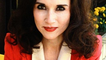 Marilyn Vos Savant - IQ 186-228. Marilyn terkenal dengan kolomnya Ask Marilyn. Baru-baru ini ia juga menerbitkan beberapa buku dan menjadi anggota dewan Dewan Nasional Pendidikan Ekonomi. Foto: Brightside