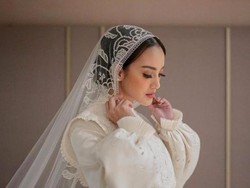Ririn Ekawati Dinikahi Ibnu Jamil, Ini 8 Penampilan Cantiknya Jadi Pengantin