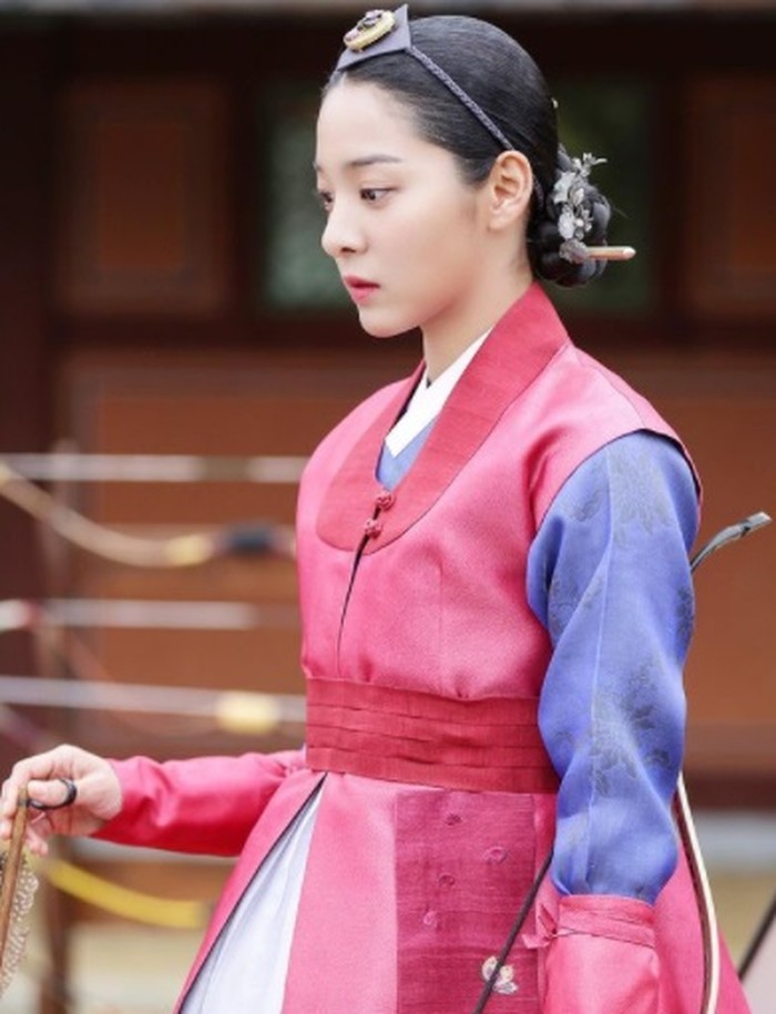 seol in ah seol in ah, selir kerajaan di 'mr queen'