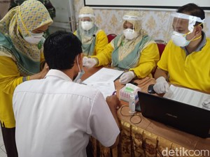 Hampir Seminggu, Vaksinasi Tahap Pertama di Lamongan Capai 92,03 Persen
