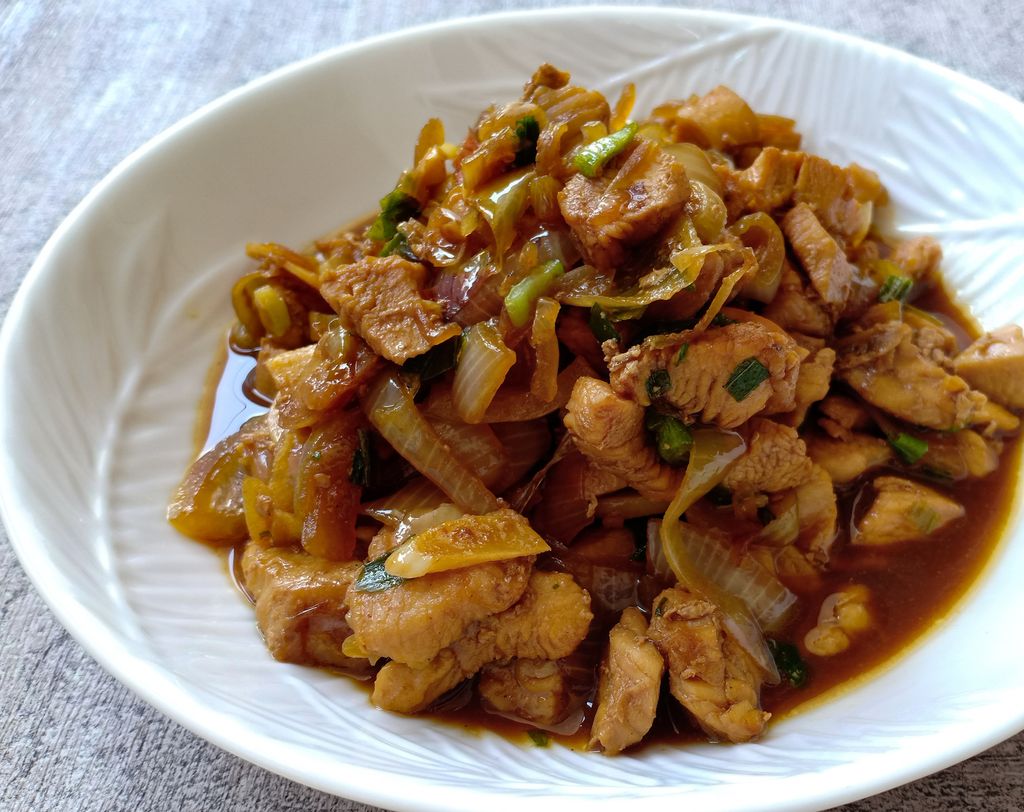 Ayam Kecap Bawang