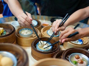 5 Tempat Makan Dimsum Enak di Bekasi, Cobain Yuk!