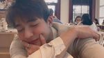 10 Potret Tampan Earth Pirapat, Pemeran Utama A Tale of Thousand Stars