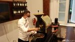 Potret Tempat Ngopi Nostalgia Gaya Jadul di Bandung