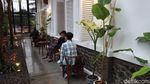 Potret Tempat Ngopi Nostalgia Gaya Jadul di Bandung