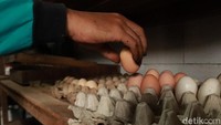 Guna mengatasi persoalan sampah yang masih menjadi momok di Tanah Air, Asdep Pengelolaan Sampah dan Limbah Kemenko Maritim Rofi Alhanif mengatakan, penerapan pengelola sampah di Kelurahan Sukamiskin dapat diimplementasikan di skala nasional. Pihaknya ingin, seluruh warga Indonesia dapat mengelola sampahnya. Seperti diketahui, sampah juga bisa menghasilkan uang jika dikelola dengan baik.