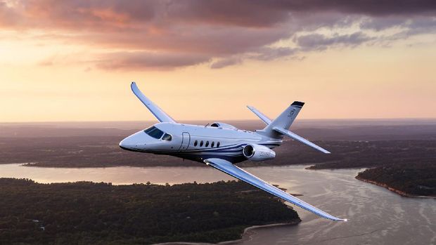 Private jet Cessna Citation Latitude