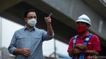 Saat Anies Baswedan Tinjau Flyover Tapal Kuda yang Mulai Diuji Coba