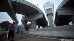 Saat Anies Baswedan Tinjau Flyover Tapal Kuda yang Mulai Diuji Coba