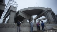Sebagai informasi, Dinas Bina Marga DKI Jakarta melakukan uji coba Flyover Tanjung Barat dan Flyover Lenteng Agung sejak hari ini, Minggu (31/1/2021).