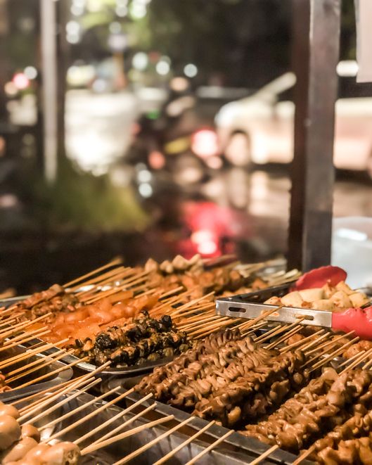 Tips Hemat Makan di Angkringan, Hindari Menu 'Jebakan Batman' Ini