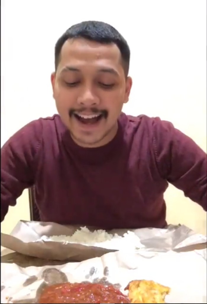 Abdul Kadir Gaya Kocak Abdul Kadir, Saat jadi Emak-emak yang Hobi Masak