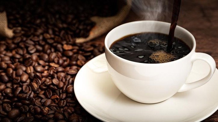 5 Cara Mengatasi Jantung Berdebar setelah Minum Kopi