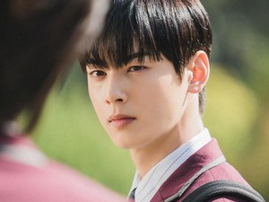 Cha Eun Woo Rilis Soundtrack Jelang Ending True Beauty