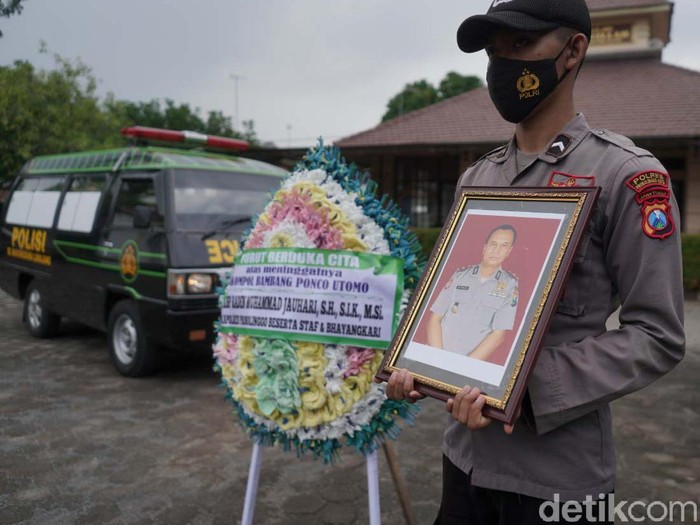 Kapolsek Mayangan Kota Probolinggo Meninggal Terpapar COVID- 19