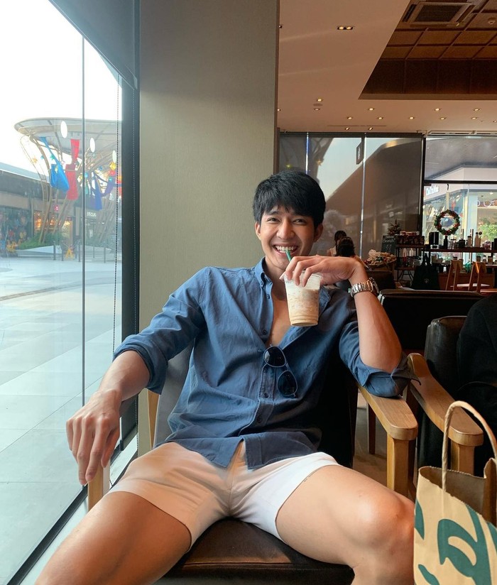 Main di 'A Tale of Thousand Stars ', Earth Pirapat Paling Hobi Ngopi Main di 'A Tale of Thousand Stars ', Earth Pirapat Paling Hobi Ngopi