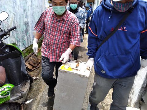 Monyet yang disiksa seorang YouTuber di Jaksel diamankan petugas (Dok Istimewa)