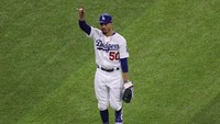 Di lima besar atlet dengan kontrak termahal, ada Mookie Betts. Betts dikontrak Los Angeles Dodgers senilai 365 juta dolar AS selama 12 tahun, pada 2020 hingga 2032. (Foto: Sean M. Haffey/Getty Images/AFP)