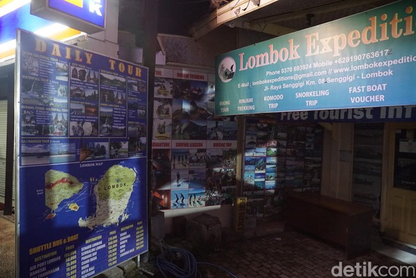 Salah satu ruko agen travel yang tutup. Begitu banyak tempat seperti ini yang gulung tikar di Bali-Lombok. Salah satu ruko agen travel yang tutup. Begitu banyak tempat seperti ini yang gulung tikar di Bali-Lombok.