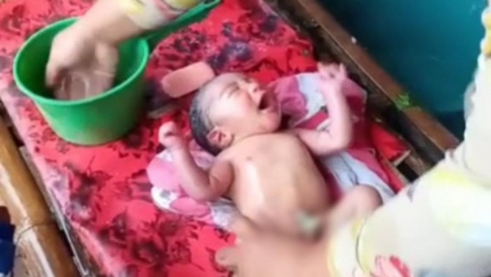 penemuan bayi di pasuruan