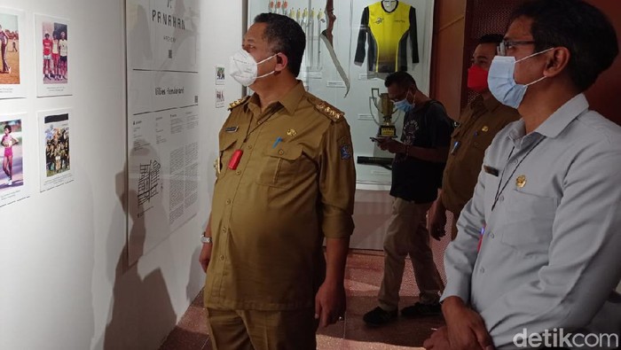 Plt Wali Kota Surabaya Whisnu Sakti Buana