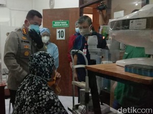 Operasi Katarak Gratis dengan Prokes COVID-19 Digelar di Malang