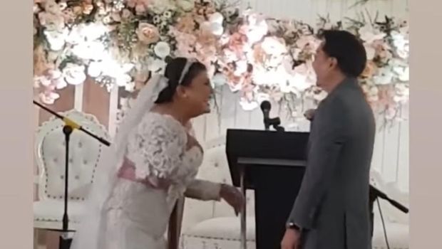 Regina Ivanova nikah dengan Lucky Jayadi