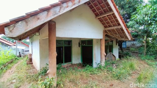 Sebuah desa di Majalengka sunyi tanpa penghuni