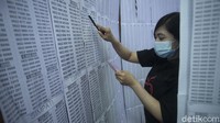 Aturan tersebut sempat membuat penjual khawatir akan menaikkan harga kepada konsumen jika aturan pajak berlaku.