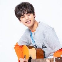 Toma Nakamura sempat menjadi trending topic Twitter di Indonesia, dan digunakan dalam 113 ribu tweets. Toma Nakamura adalah kontestan Produce 101 versi Jepang yang berdarah Indonesia dan disebut berwajah ‘lokal’. Foto: Twitter