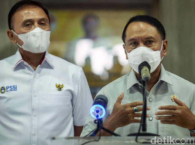 Bahas Nasib Liga Indonesia, Ketum PSSI Bertemu Menpora