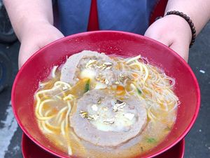 Mewah! Bakso Ini Diisi Lembaran Emas 24 Karat