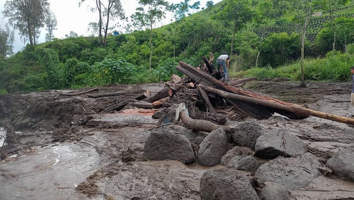 banjir bandang di bondowoso