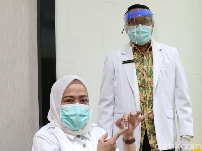 Bupati Bojonegoro Anna Muawanah