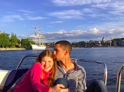 Setahun Tunangan, Putri Bill Gates dan Nassar Makin Bucin