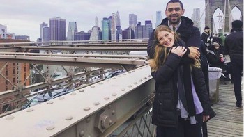 Keduanya saling mendukung saat mengikuti kejuaraan dan berkeliling ke berbagai tempat kompetisi digelar. Nassar yang berasal dari Mesir sudah menyabet banyak kejuaraan dunia bergengsi. Foto: Instagram/jenniferkgates