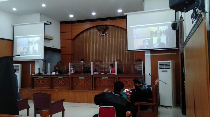 Gus Nur hadir virtual dalam sidang