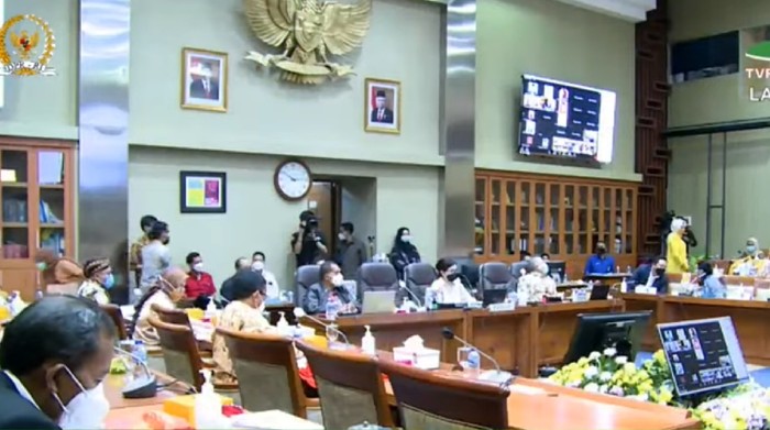 Rapat Komisi IX DPR bersama Menkes Budi Gunadi Sadikin, di kompleks parlemen, Jakarta, Selasa (2/2/2021).