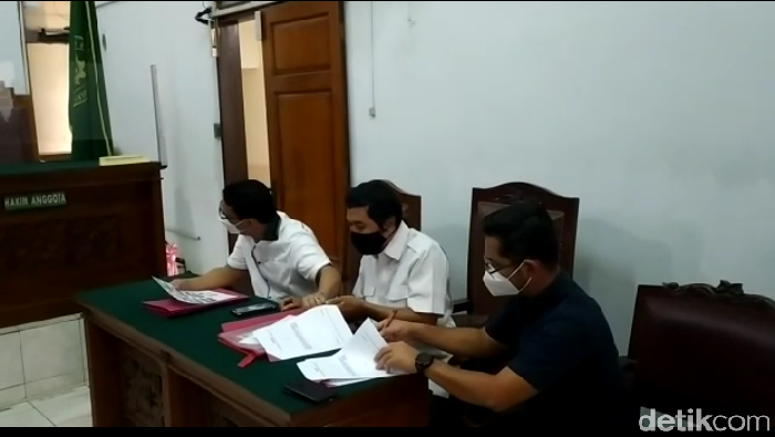 Kuasa hukum Polri saat sidang praperadilan laskar FPI (Ibnu/detikcom)