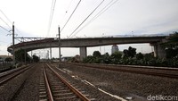 Seperti diketahui, pembangunan Flyover Cakung ini bertujuan sebagai pengganti pelintasan sebidang kereta api. Seperti diketahui, pembangunan Flyover Cakung ini bertujuan sebagai pengganti pelintasan sebidang kereta api.