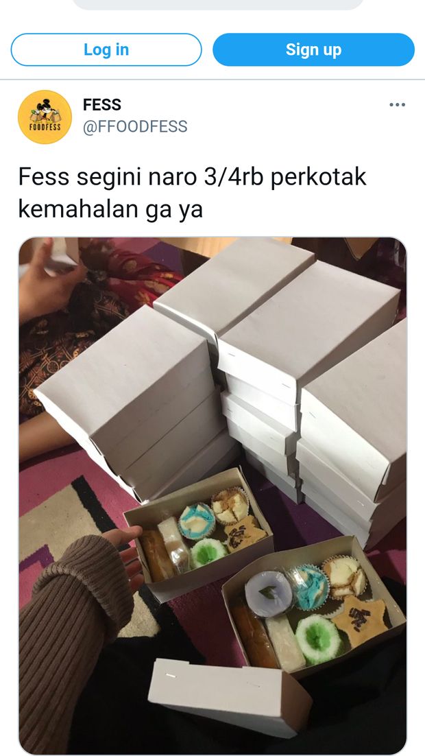 Penjual Kue Tawarkan Snack Box Rp 3.000, Jualan atau Sedekah?