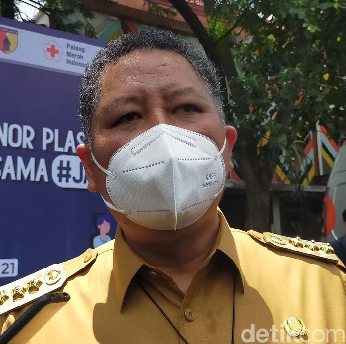 Plt Wali Kota Surabaya Whisnu Sakti Buana