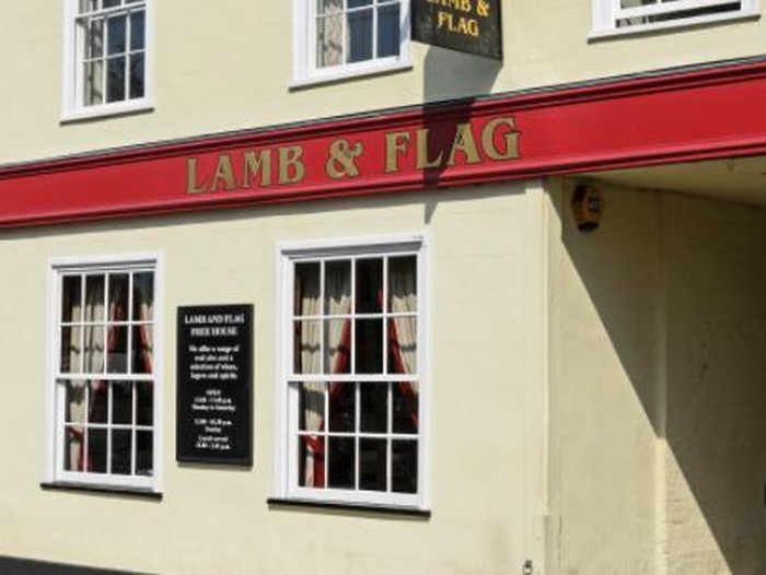 Pub Lamb and Flag Berusia 455 Tahun Tutup untuk Selamanya karena Covid-19