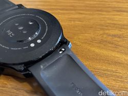 Unboxing Realme Watch S Pro, Banyak Fitur Harga Rp 1 Jutaan