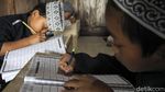 Semangat Santri Tunarungu Menuntut Ilmu
