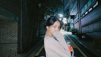 Padahal Sowon GFriend sering membagikan aktivitasnya di sana. Seperti momen kulinernya di beberapa kafe. Foto: Instagram @onedayxne