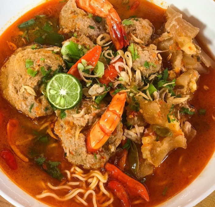 Masak Masak Bakso Jeletot Kuah Pedas Yang Gurih Menyengat