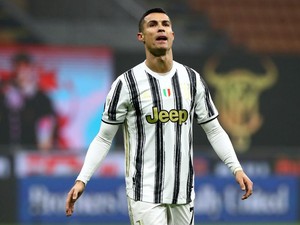 Juventus Paling Tepat Jual Cristiano Ronaldo ke PSG karena...