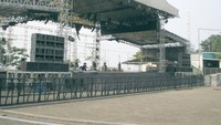 Persiapan di Pantai Karnaval (www.ancol.com)